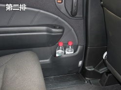 實用性強 空間大 大眾夏朗對比艾力紳